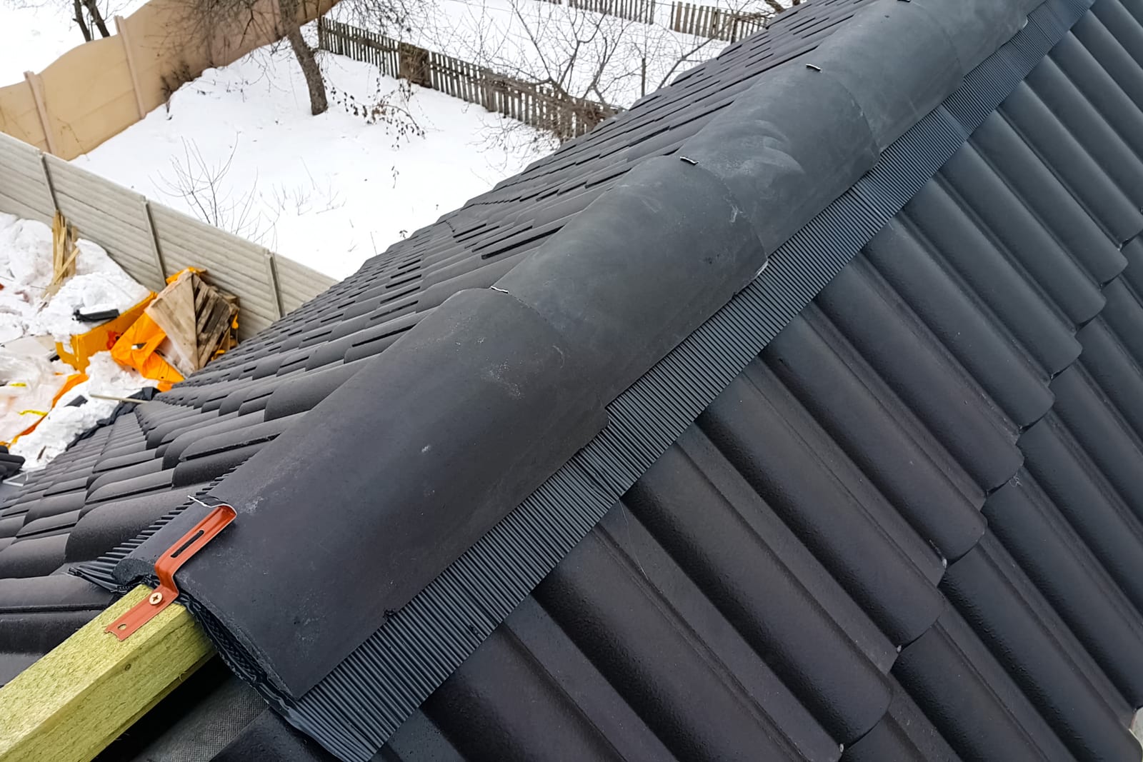 Dry Ridge Roofing by Regency Roofing